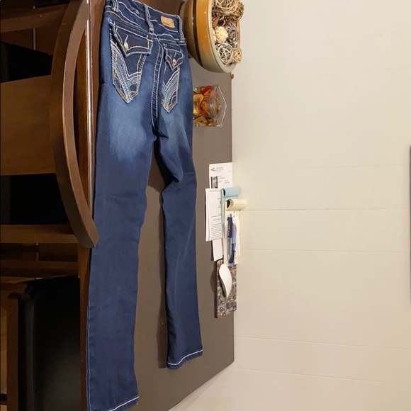 Capris - Picture 4 of 4